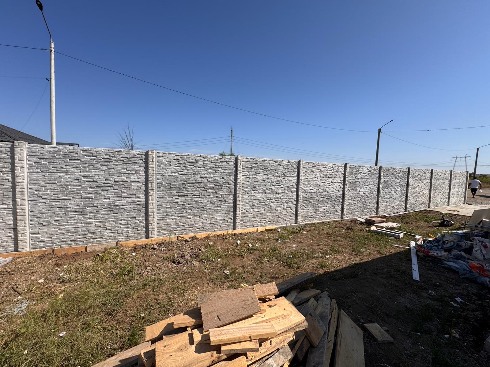 Lucrare MTZ Prefabricate - gard prefabricat beton 37